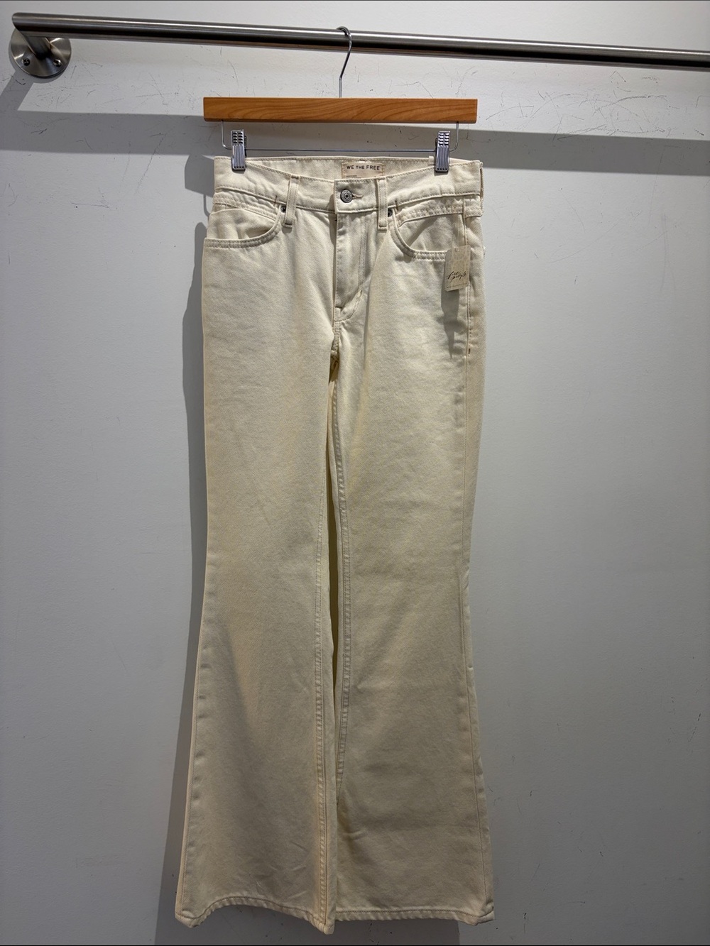 Free People Women’s Cream West Coast Relaxed Jean Size 24, 26 & 27